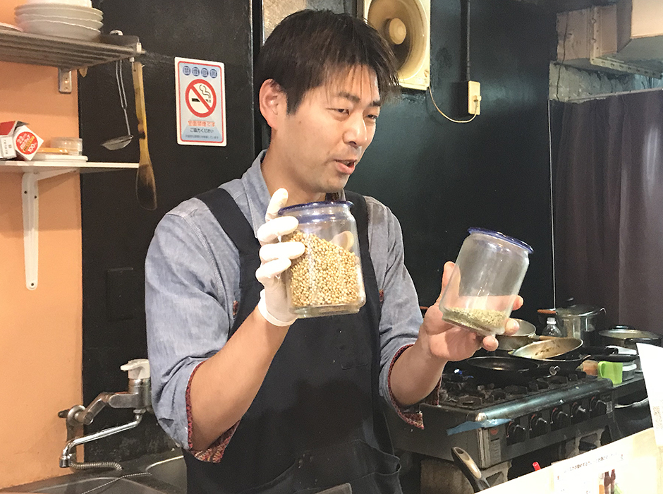 店主の大塚さん